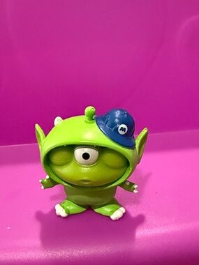 Green Alien Remix Disney Figure Kids Toy - Cute One-Eyed Collectible